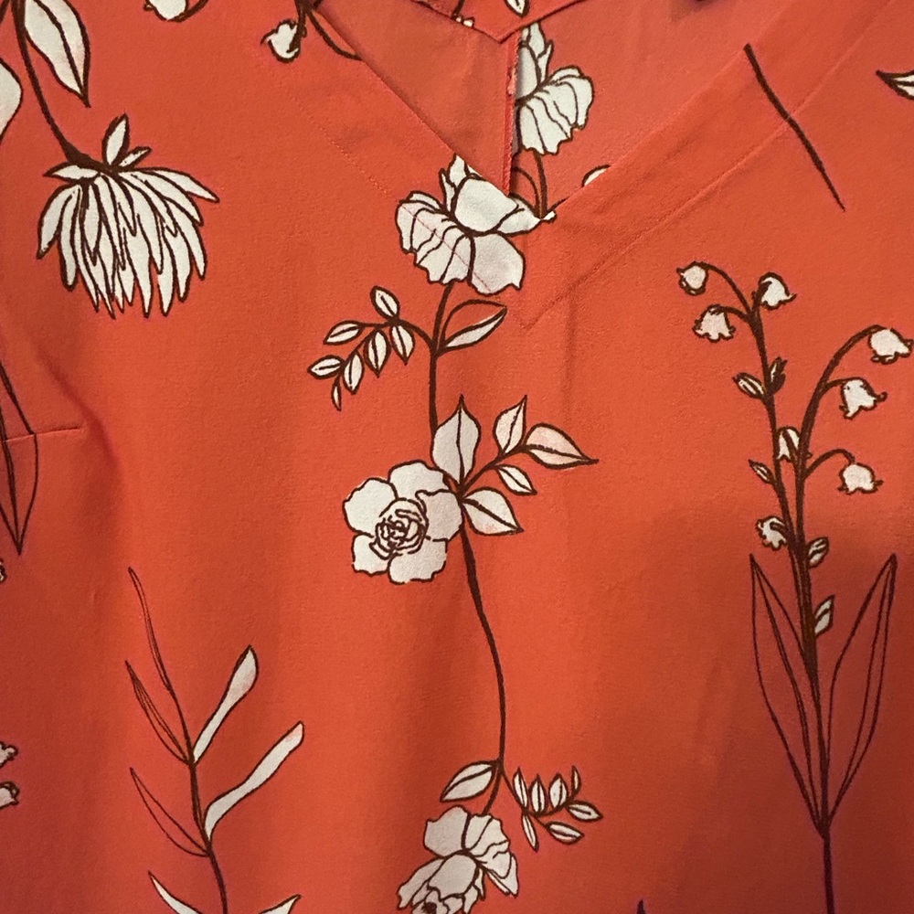 Apt. 9 Coral and White Floral Blouse